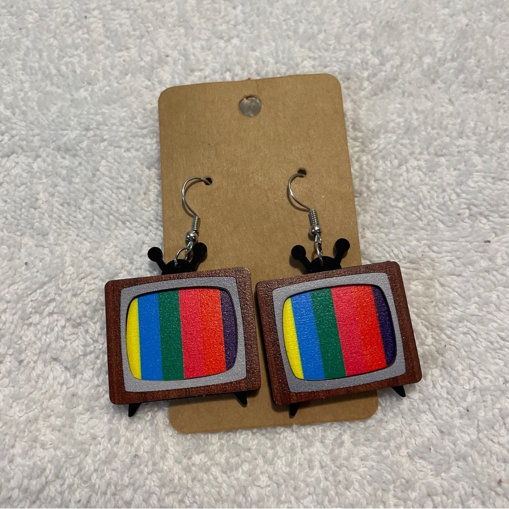 Fun Retro TV Dangling Earrings NWT